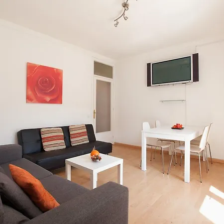 Your Home - Sagrada Familia Apartment Barcelona Room photo